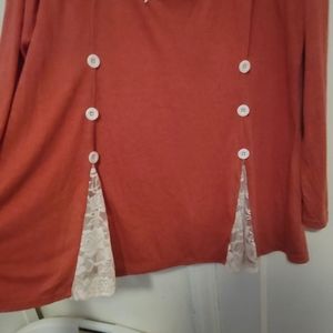 This top is a size 3x from Rosegal.